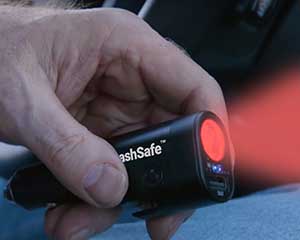 crash-safe flashing emergency beacon